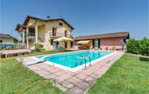 Stunning home in Alessandria with Outdoor swimming pool, WiFi and 5 Bedrooms Alessandria